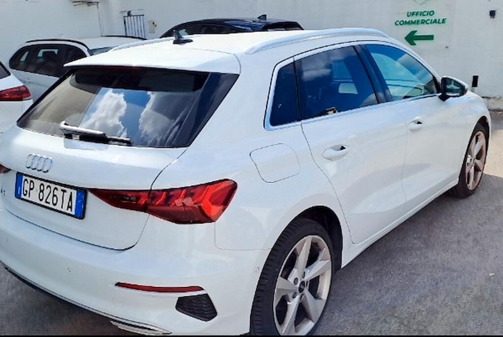AUDI A3 SPORTBACK 35 TDI 150CV 6M. BUSINESS ADVANCED ( FARI LED MATRIX - VIRTUAL COCKPIT - CRUISE - NAVI - MIRROR - PDC - CERCHI 18 )