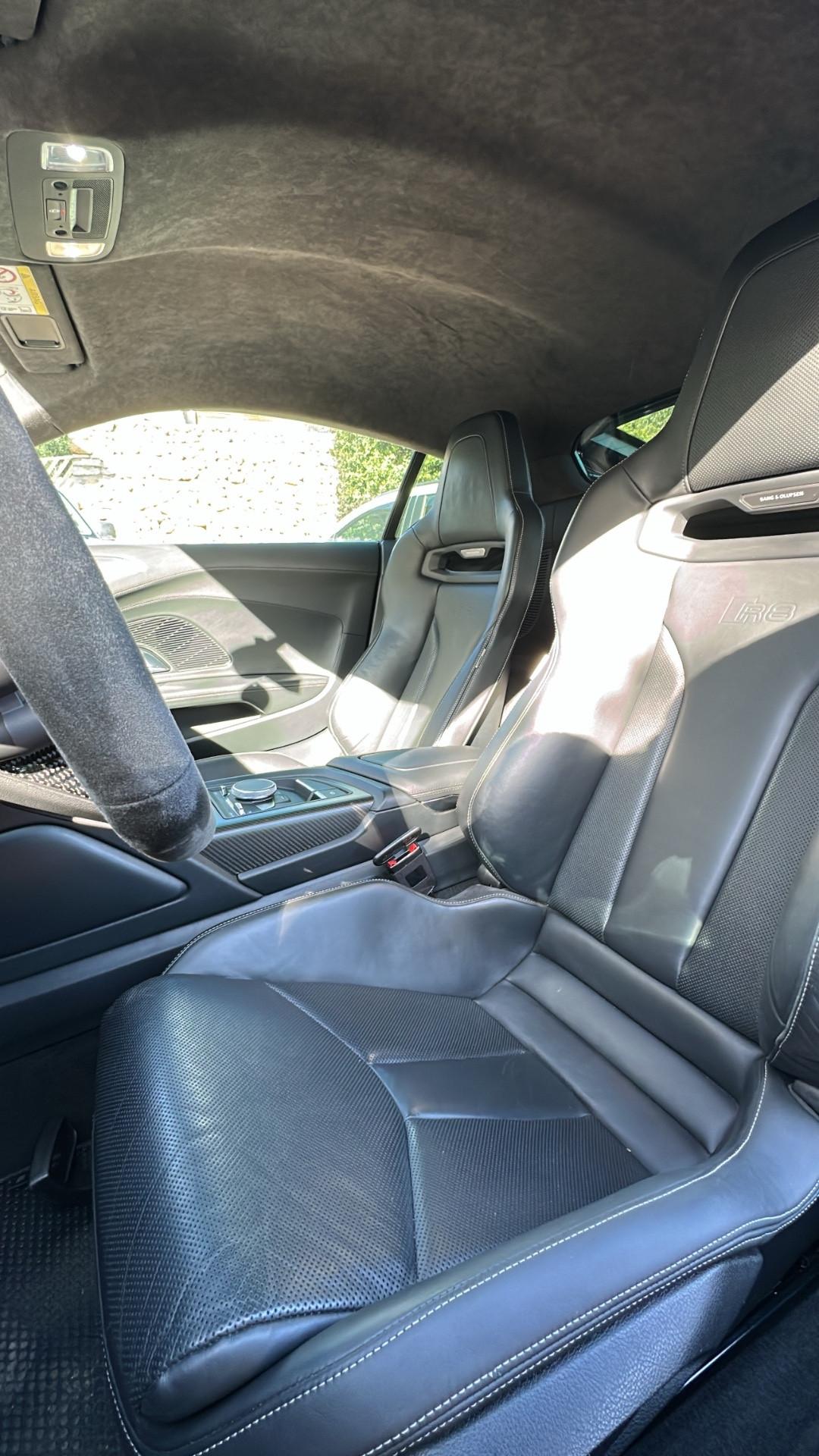 Audi R8 Coupé 5.2 FSI quattro S tronic plus