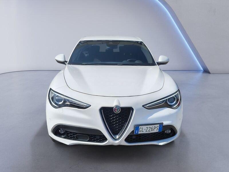 Alfa Romeo Stelvio 2.2 TD 190 CV Super Business AT8 Q4