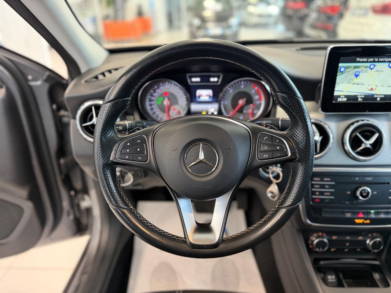 Mercedes-benz GLA 180 d Automatic Sport