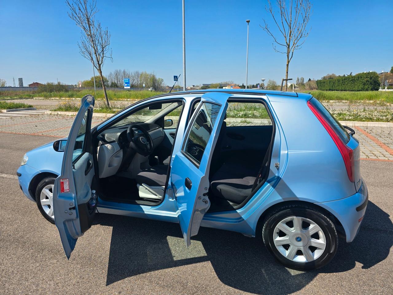Fiat Punto 1.3 Multijet AUTOMATICO NEOPATENTATI