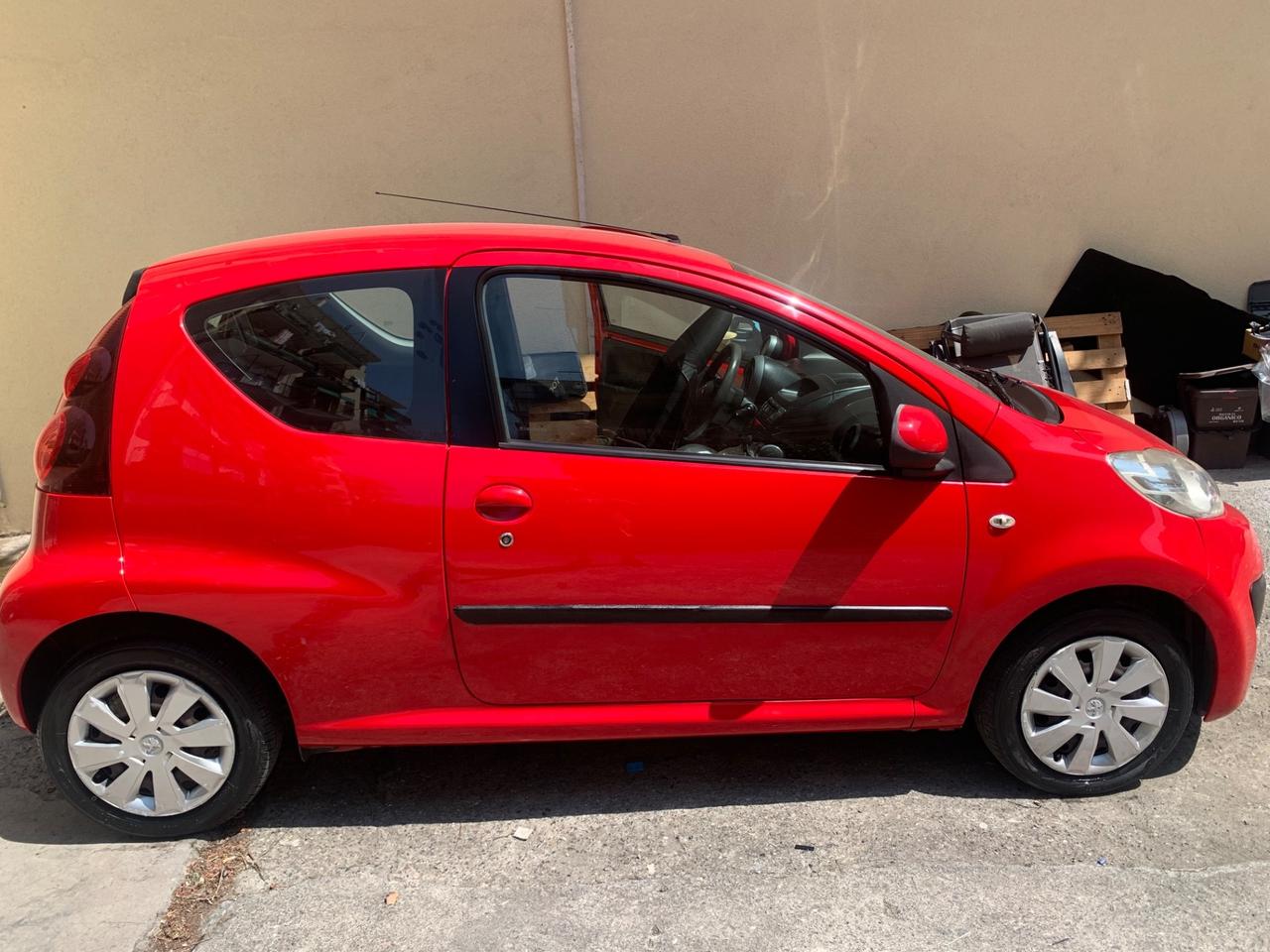 Peugeot 107 1.0 68CV 3p. 01/2013 km 78000