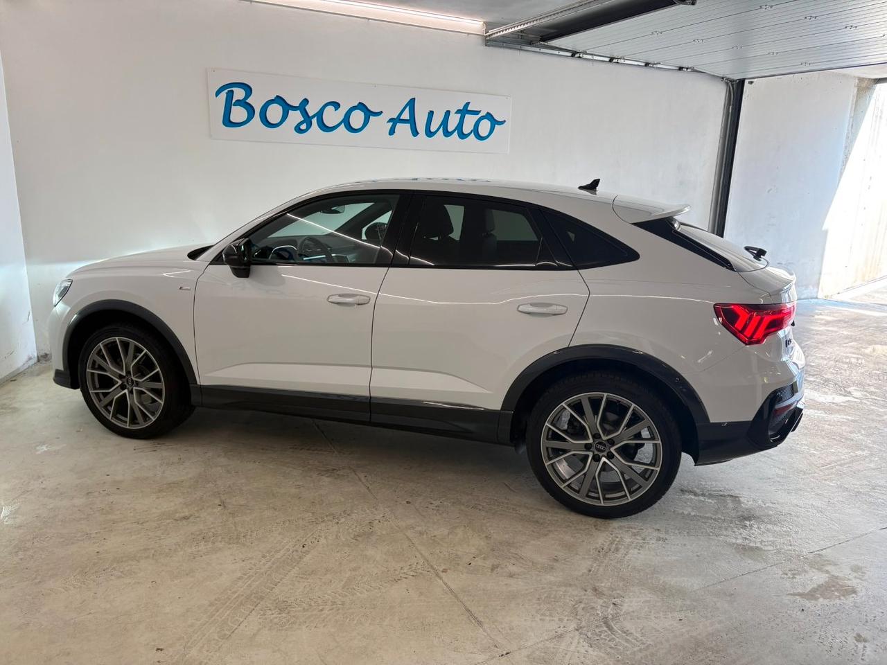 Audi Q3 Sportback 35 2.0 tdi S line edition s-tronic