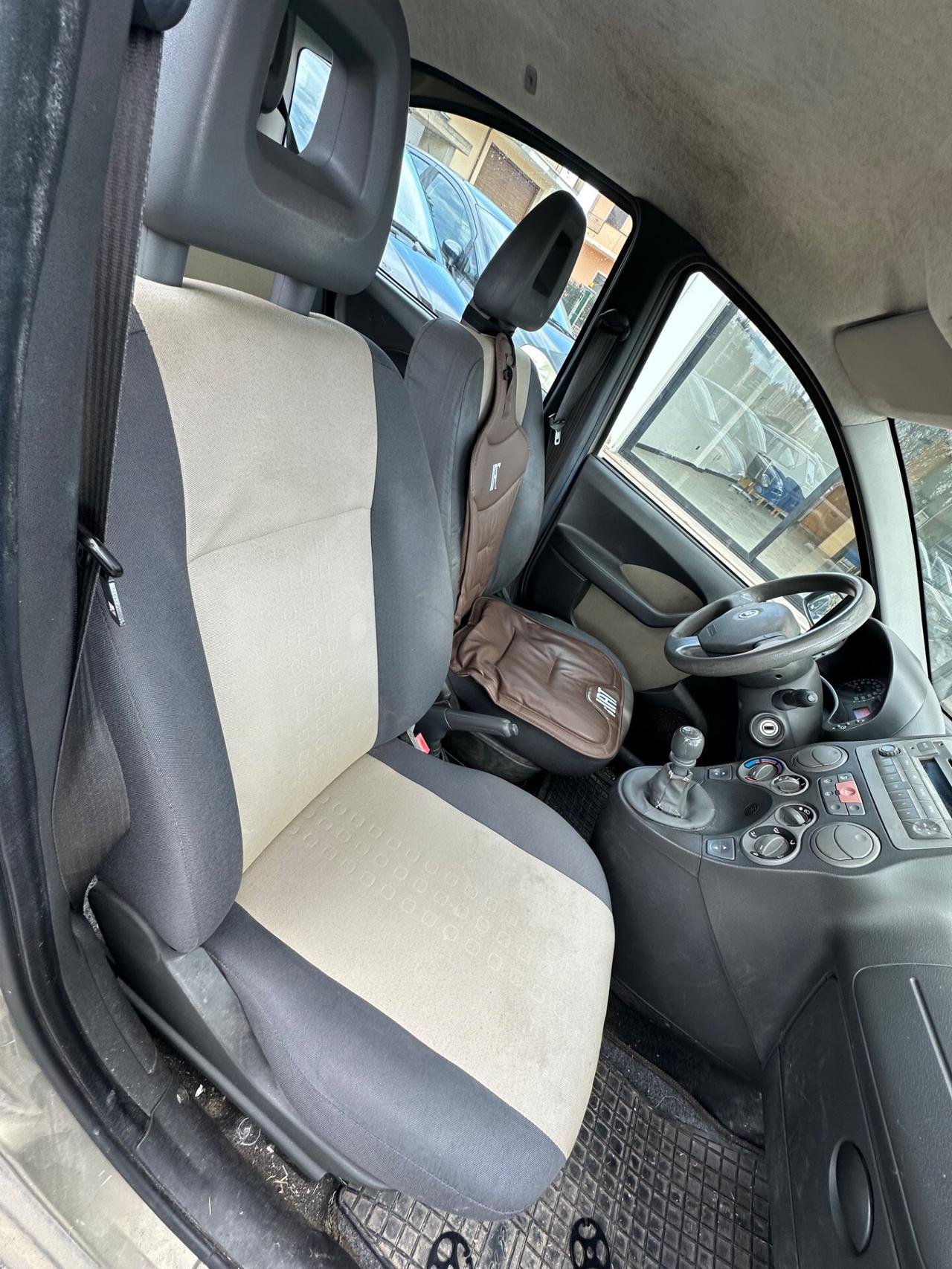 Fiat Panda 1.3 MJT 16V Emotion 2010 neopat3.