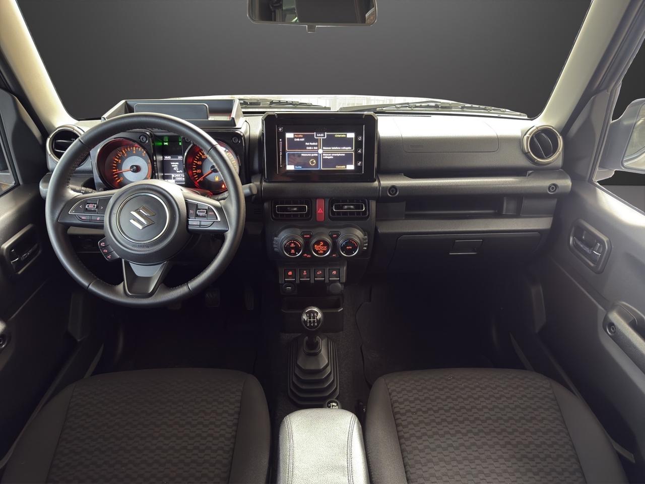 Suzuki Jimny 1.5 5MT Top