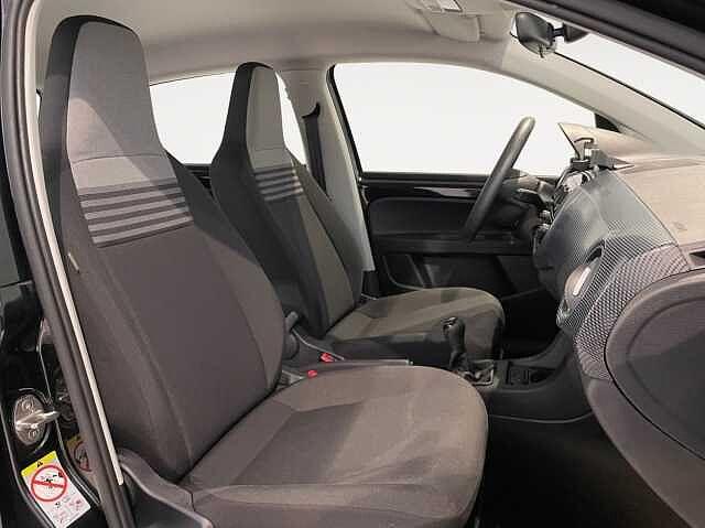 Volkswagen up! 1.0 65CV move up! - NEOPATENTATI -