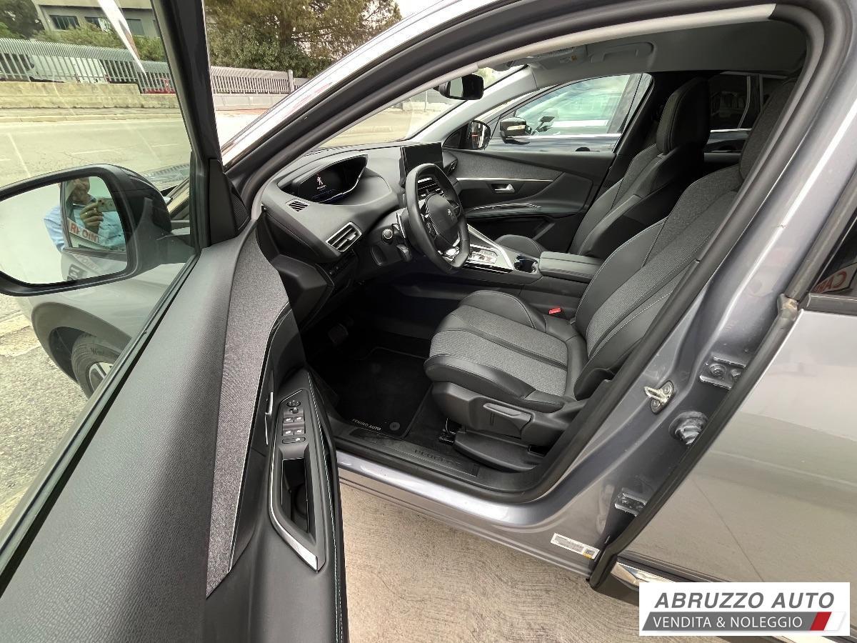 PEUGEOT 3008 Turbo 130 EAT8 Allure PROMO