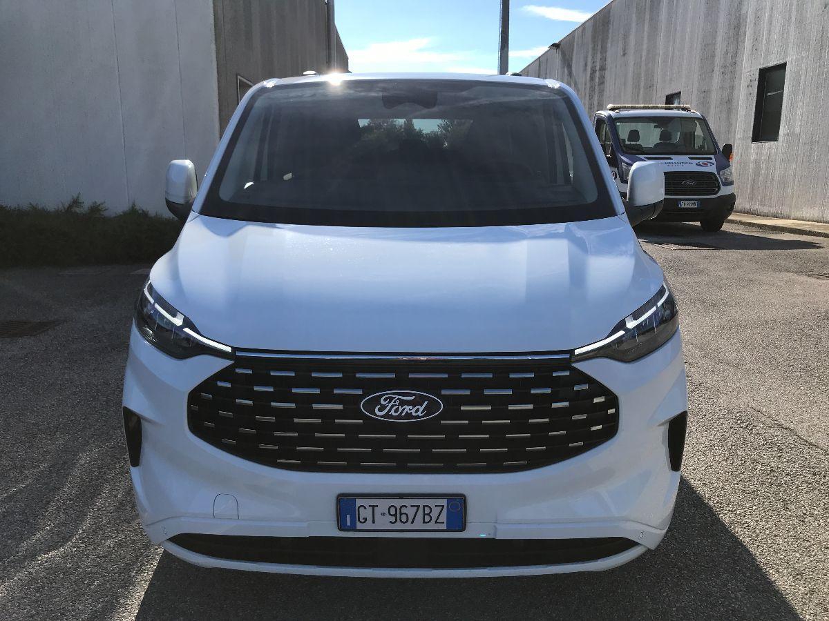FORD Tourneo Custom TITANIUM L1H1 2.0 ECOBLUE 170CV AUTOMATICO 8 POSTI