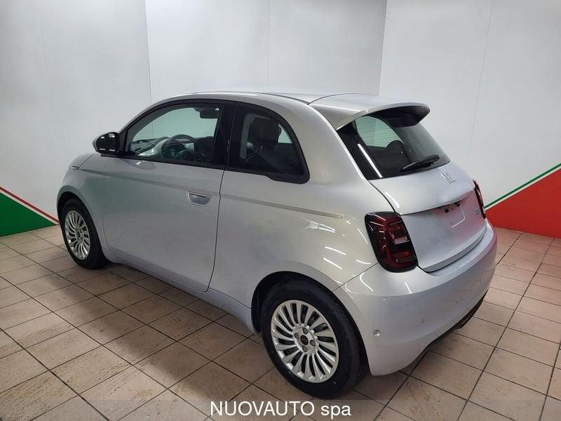 FIAT 500 Electric Elettrica Berlina 320 118cv + PACK TECH