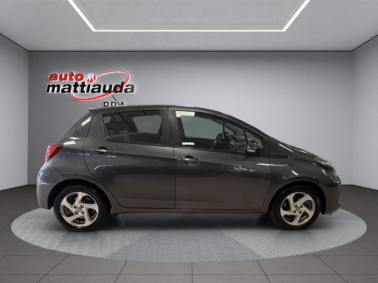 Toyota Yaris 5p 1.5h Active my16
