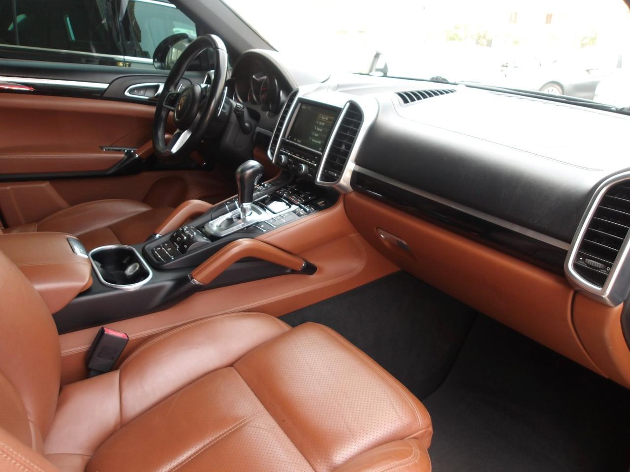 Porsche Cayenne 3.0 Diesel tiptronic