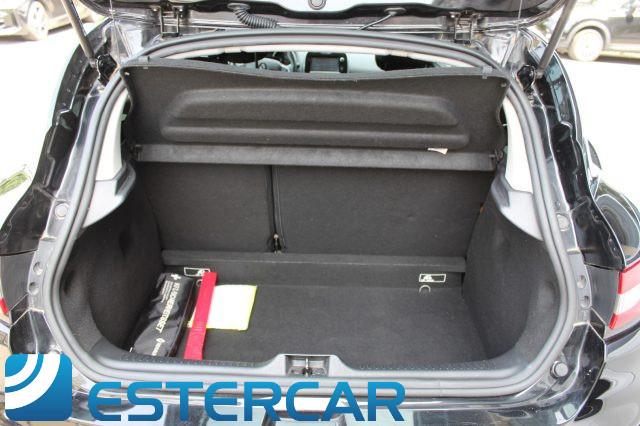 RENAULT Clio 1.2 75CV 5 porte NEOPATENTATI