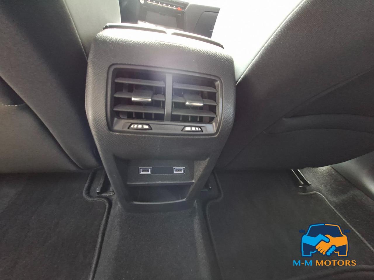 Peugeot 308 1.6 hybrid phev Allure Pack 180cv e-eat8