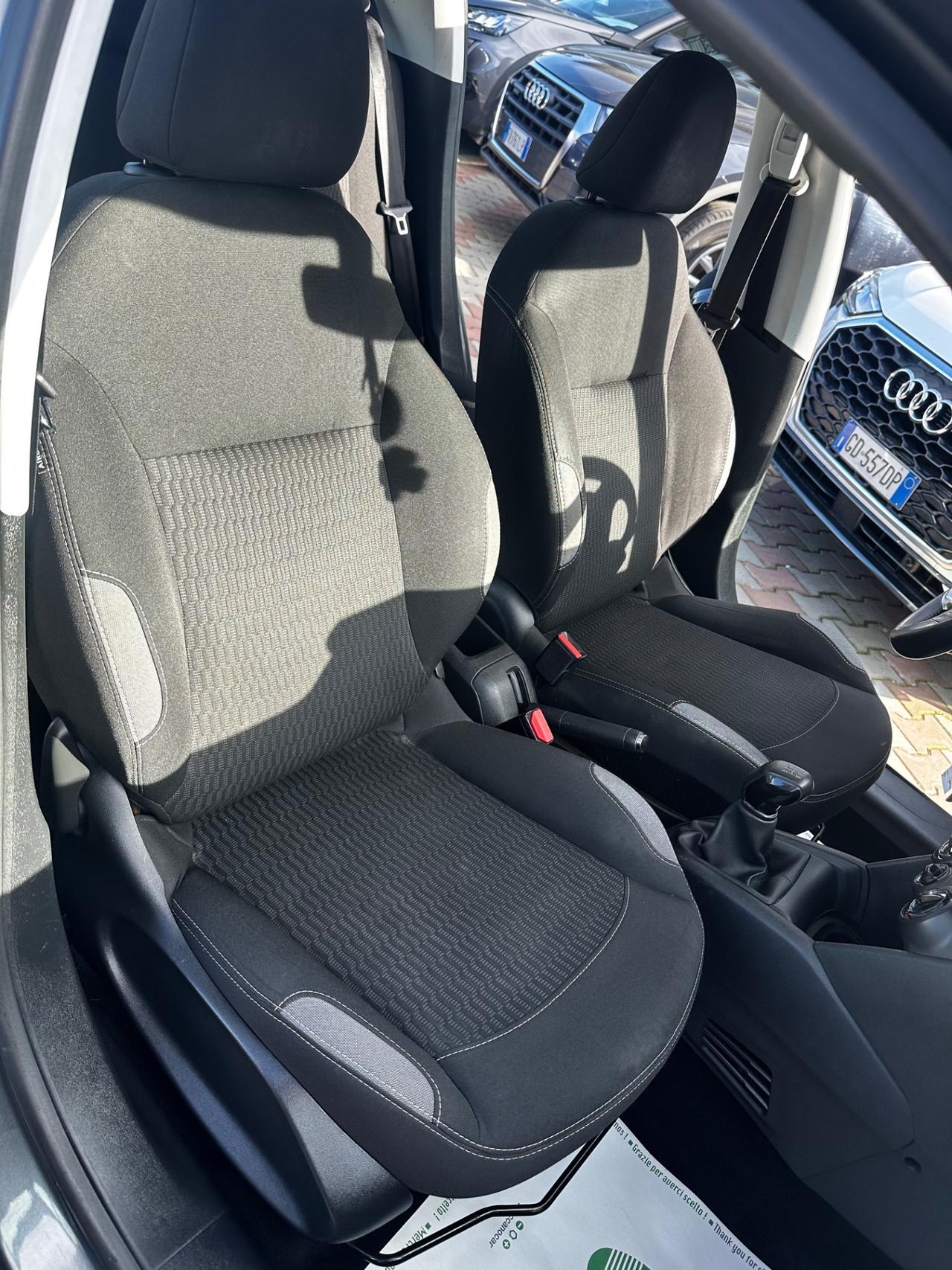 Peugeot 208 PureTech 82 5 porte Access