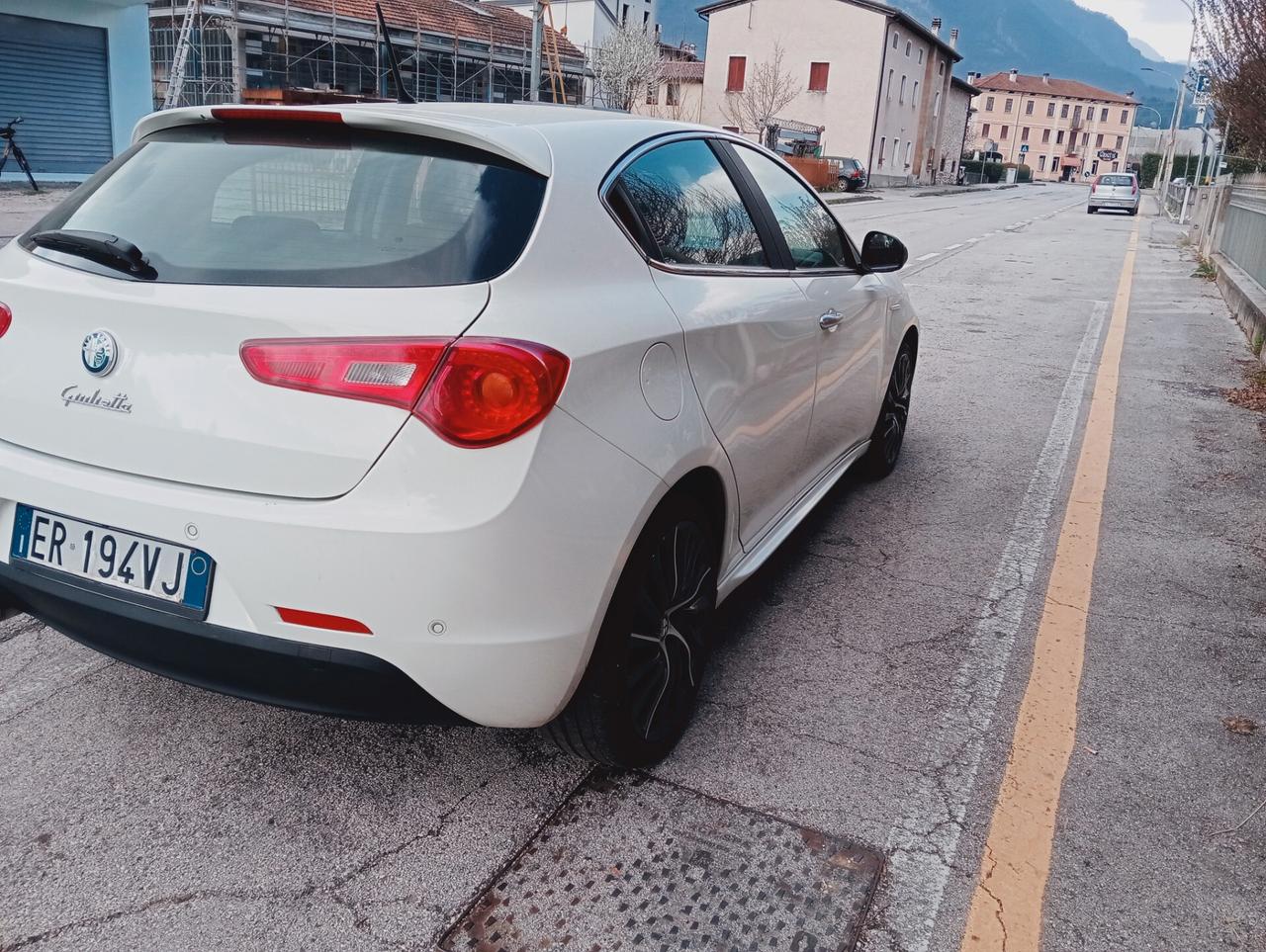 Alfa Romeo Giulietta 1.6 JTDm-2 105 CV Progression