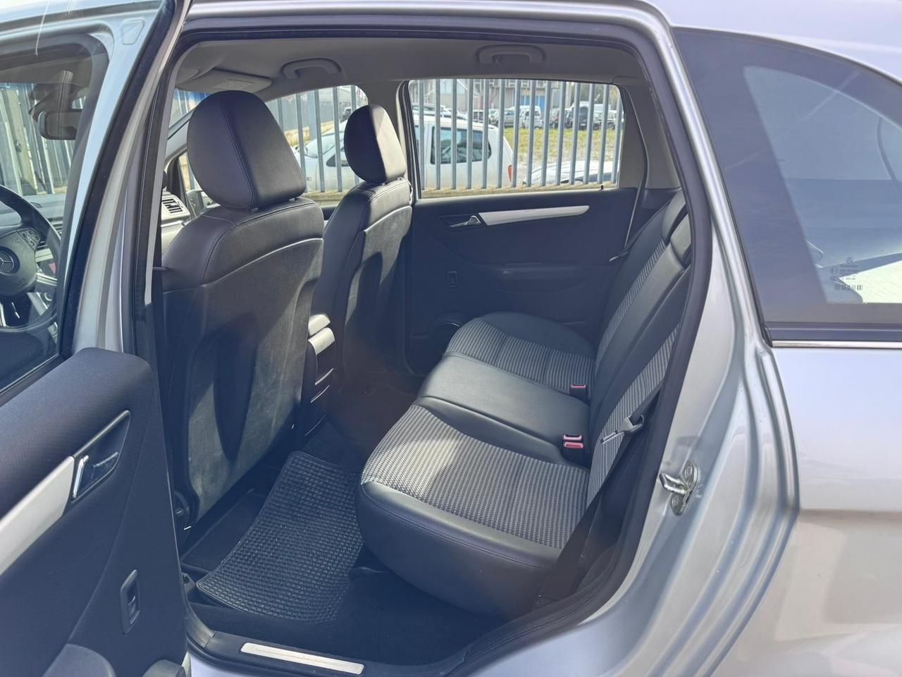 Mercedes-benz B 200 CDI Premium