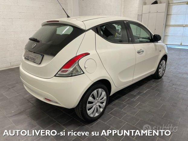 LANCIA Ypsilon 1.2 69 CV 5 porte Gold