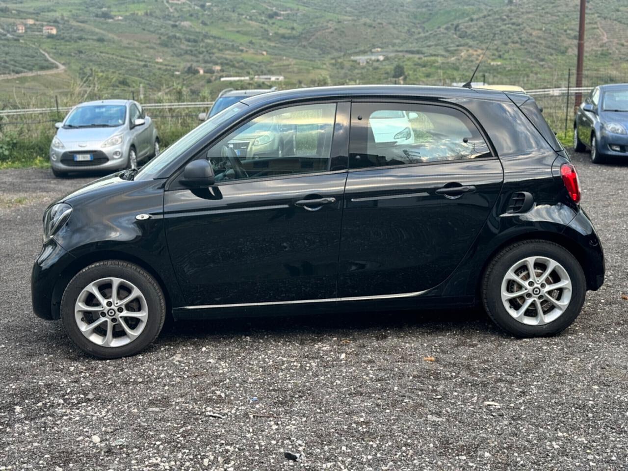 Smart ForFour 70 1.0 Youngster