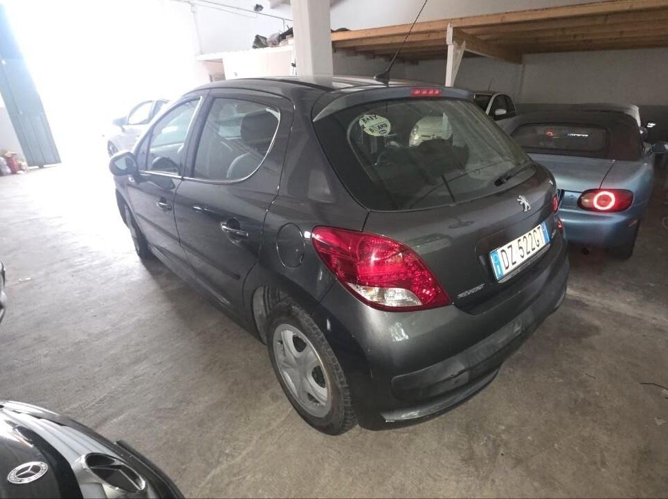 Peugeot 207 1.4 ECO GPL 1 proprietario