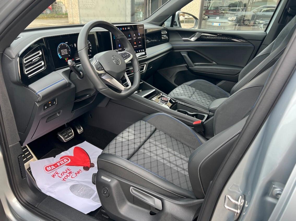 Volkswagen Tiguan 2.0 tdi R-Line Plus 150cv dsg Tetto Gancio Traino