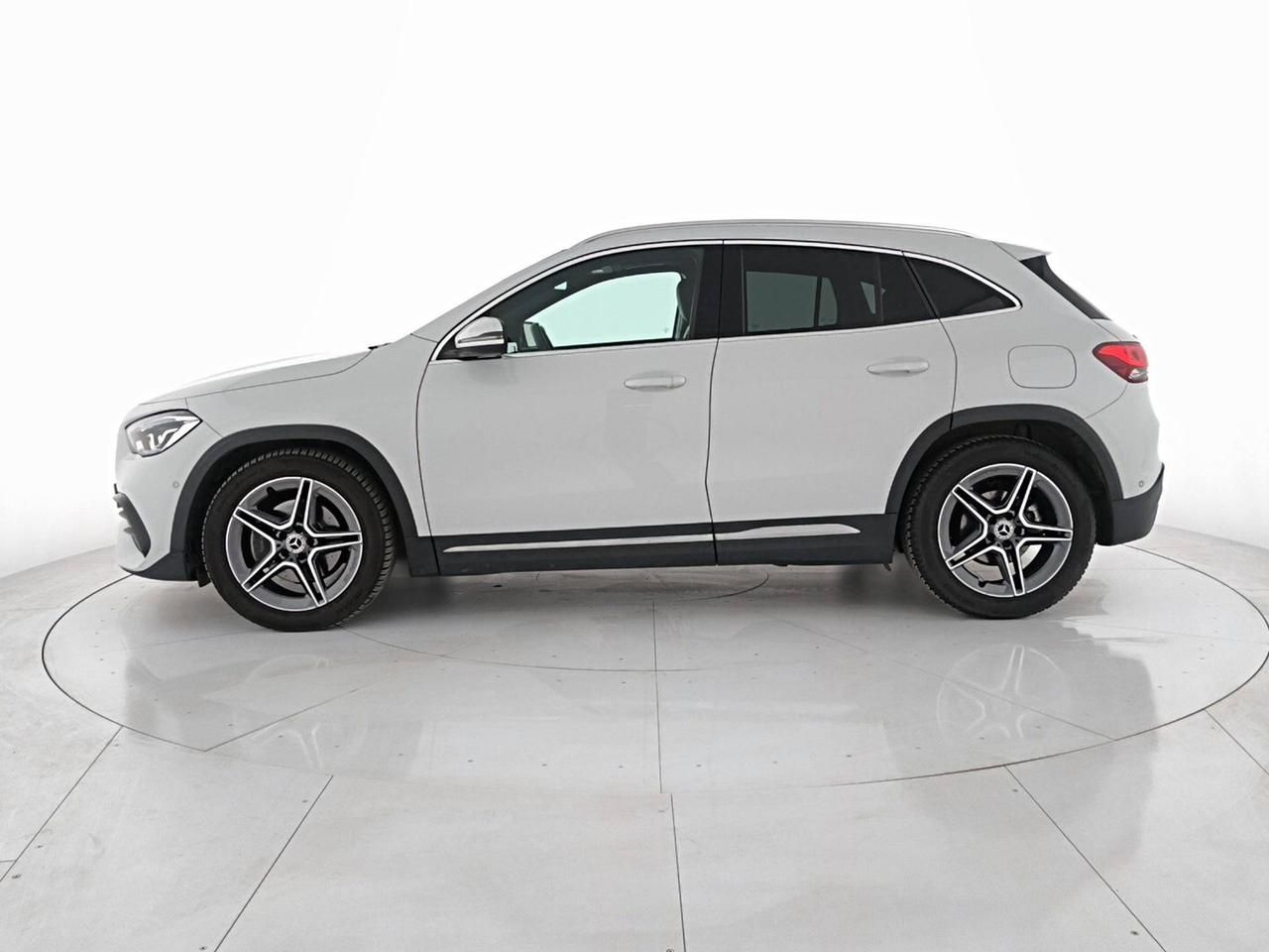 Mercedes GLA 180 d Premium