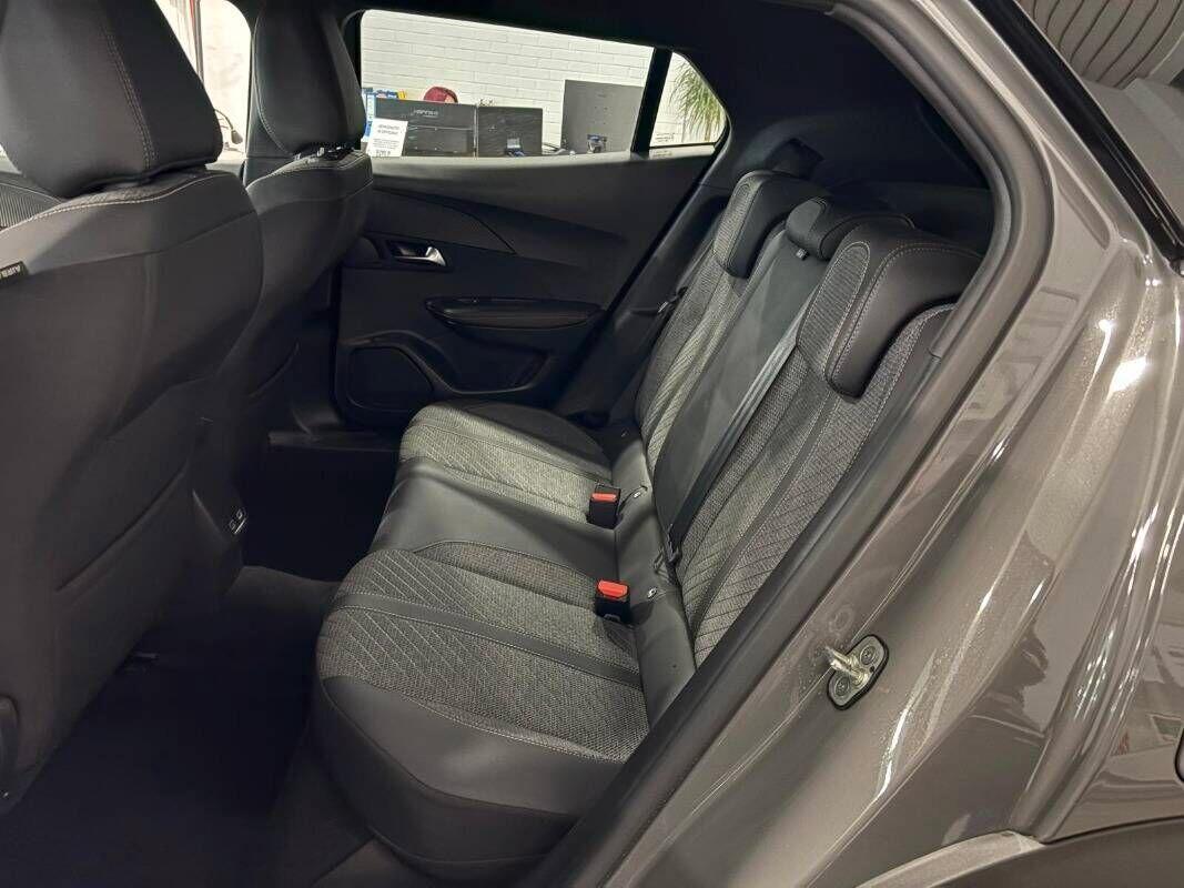 Peugeot 2008 1.2 puretech Allure s&s 100cv