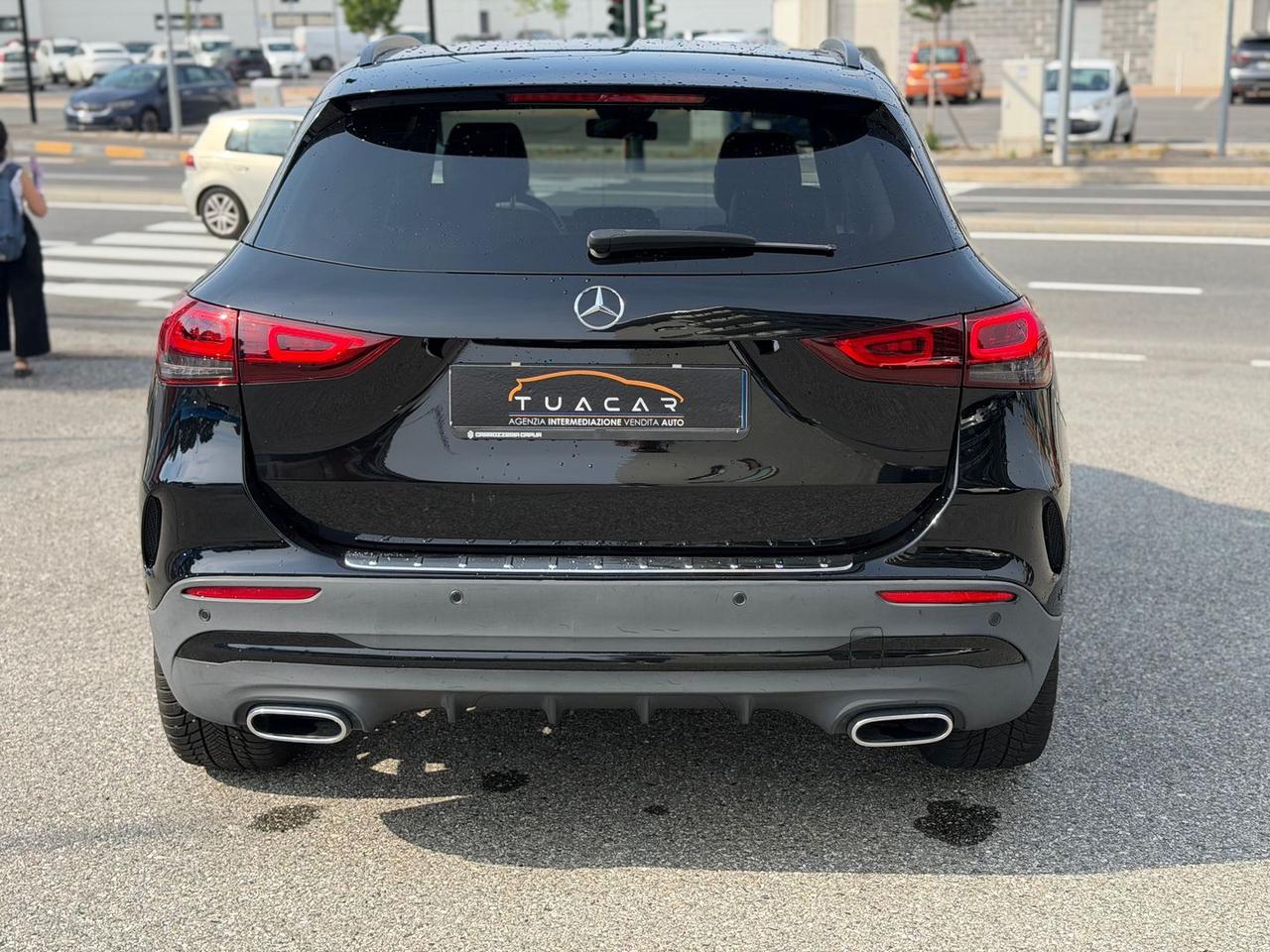 Mercedes-Benz GLA 200 D Premium Red Edition #11451