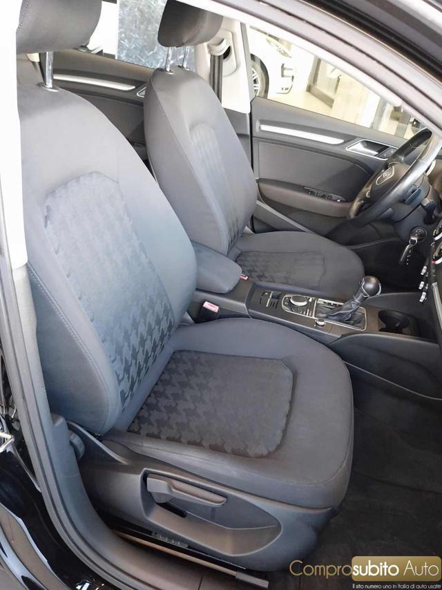 AUDI A3 1.6 TDI clean diesel S tronic Attraction