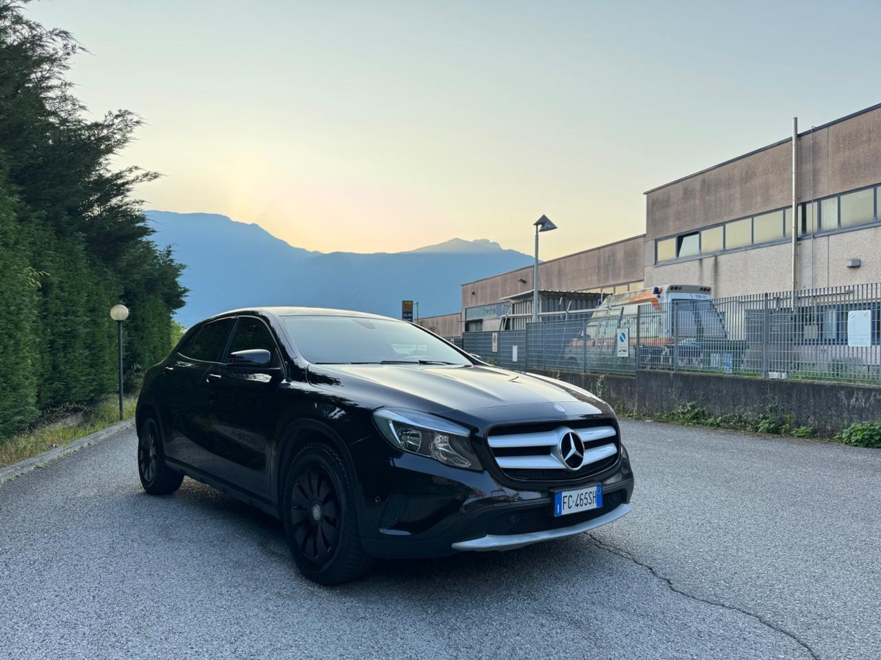 Mercedes-benz GLA