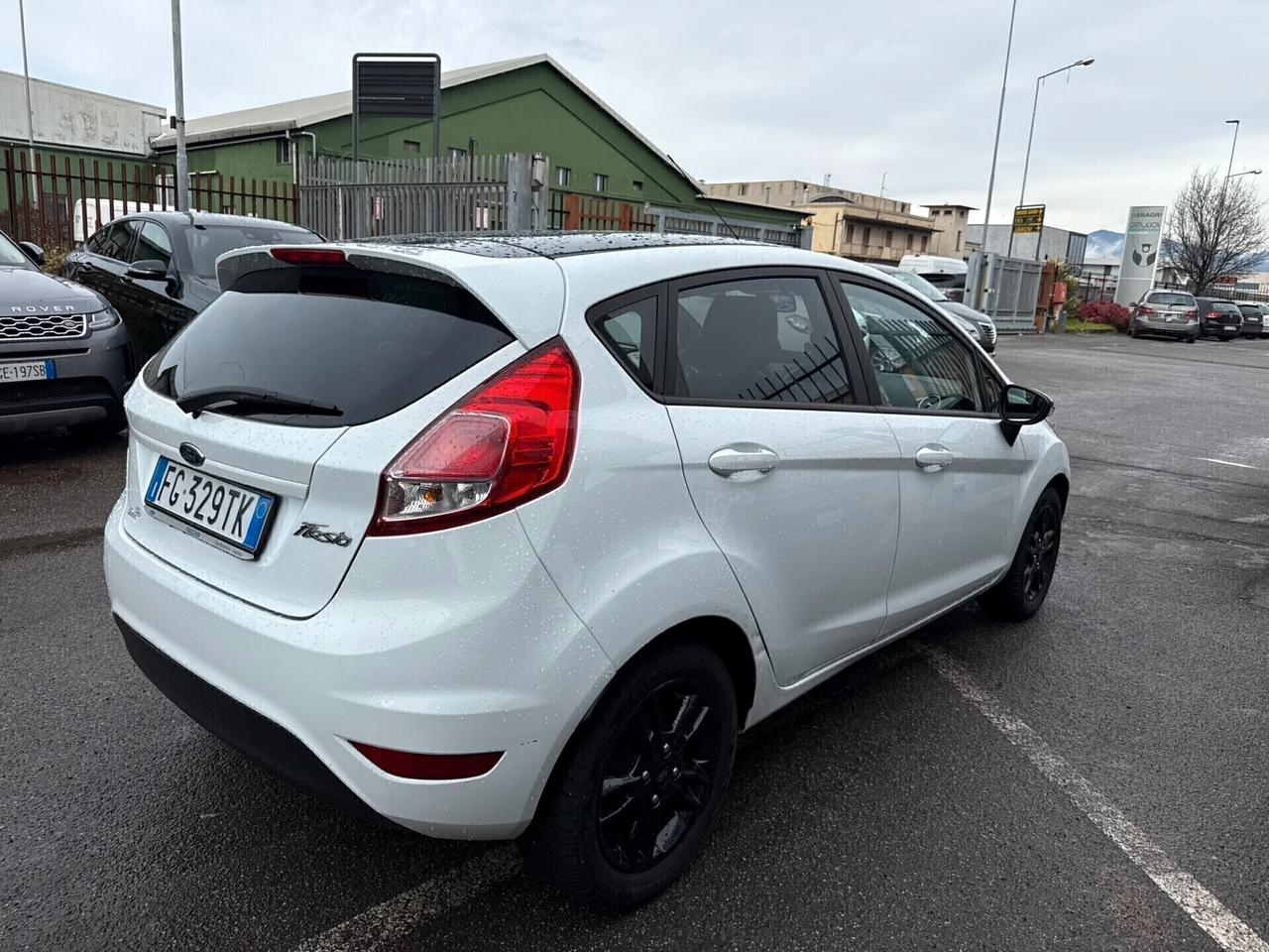 Ford Fiesta 5p 1.5 tdci / EURO 6/ NEOPATENTATI