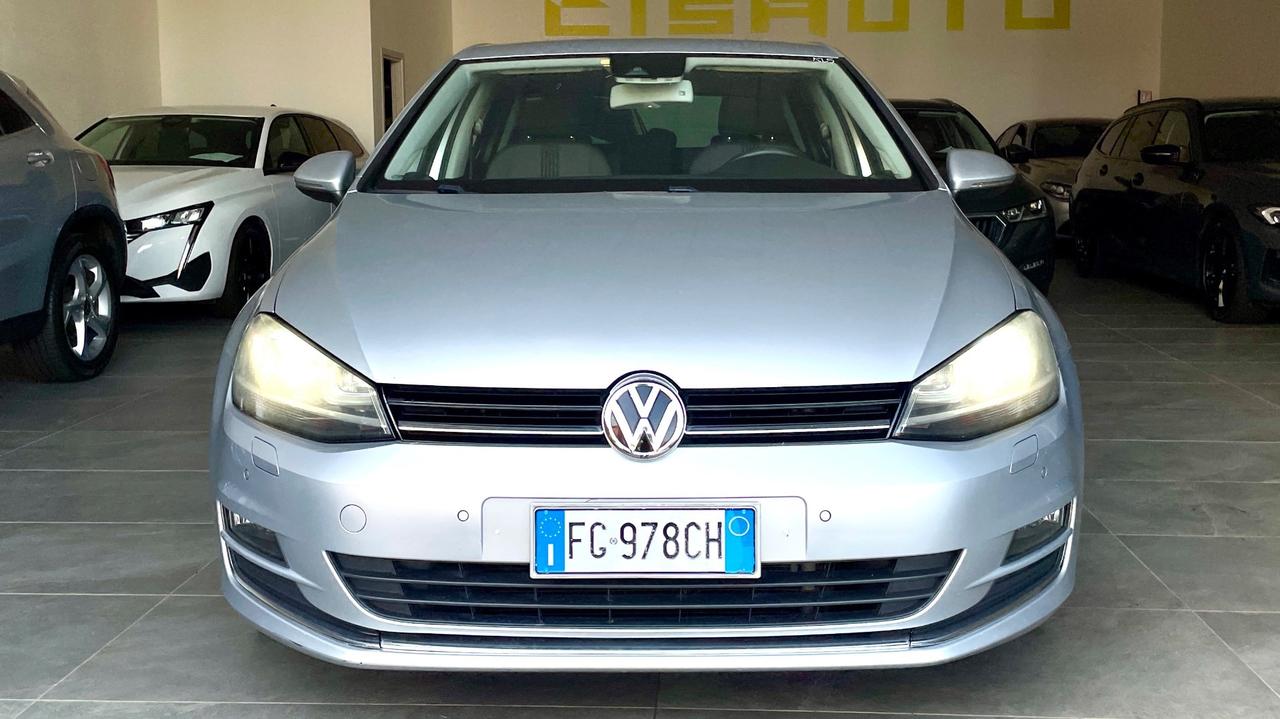 VOLKSWAGEN GOLF 1.6 COMFORT LINE BLUEMOTION TECHNOLOGY TDI 110 CV - FULL LED, NEOPATENTATI