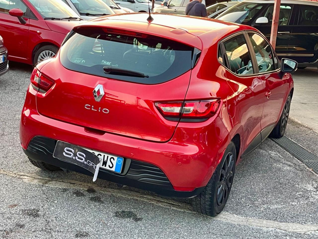 Clio 1.2 75CV -unipro-rate-neopatentati-garanzia