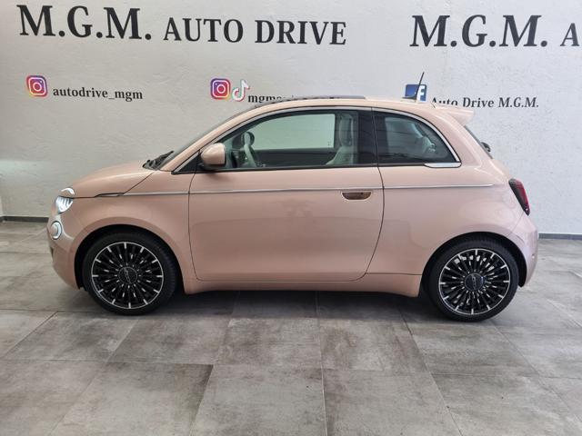 FIAT 500e 3+1 42 kWh La Prima