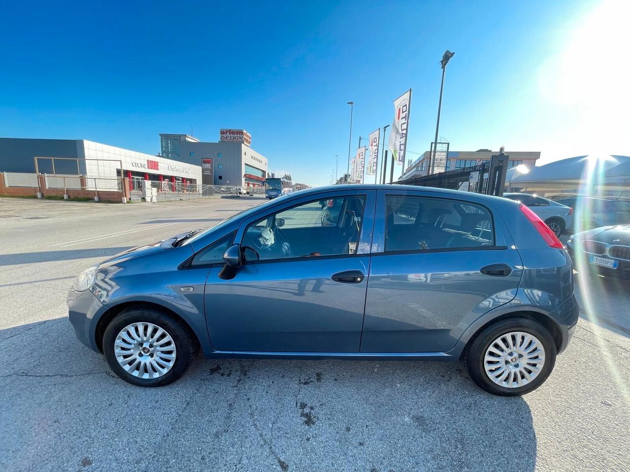 Fiat Punto 1.3 MJT II S&S 95 CV 5 porte Street