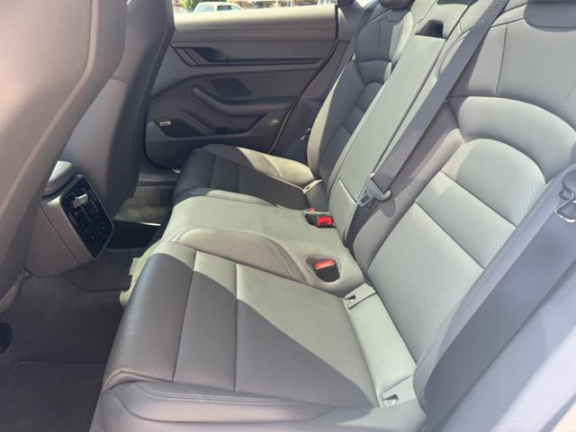 PORSCHE Taycan Turbo S 680 CV SOLO KM 26.000 GARANZIA PORSCHE