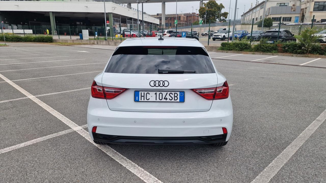Audi A1 allstreet 30 TFSI Business KM 5000