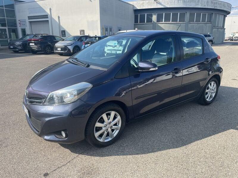 Toyota Yaris Yaris 1.0 5 porte Lounge