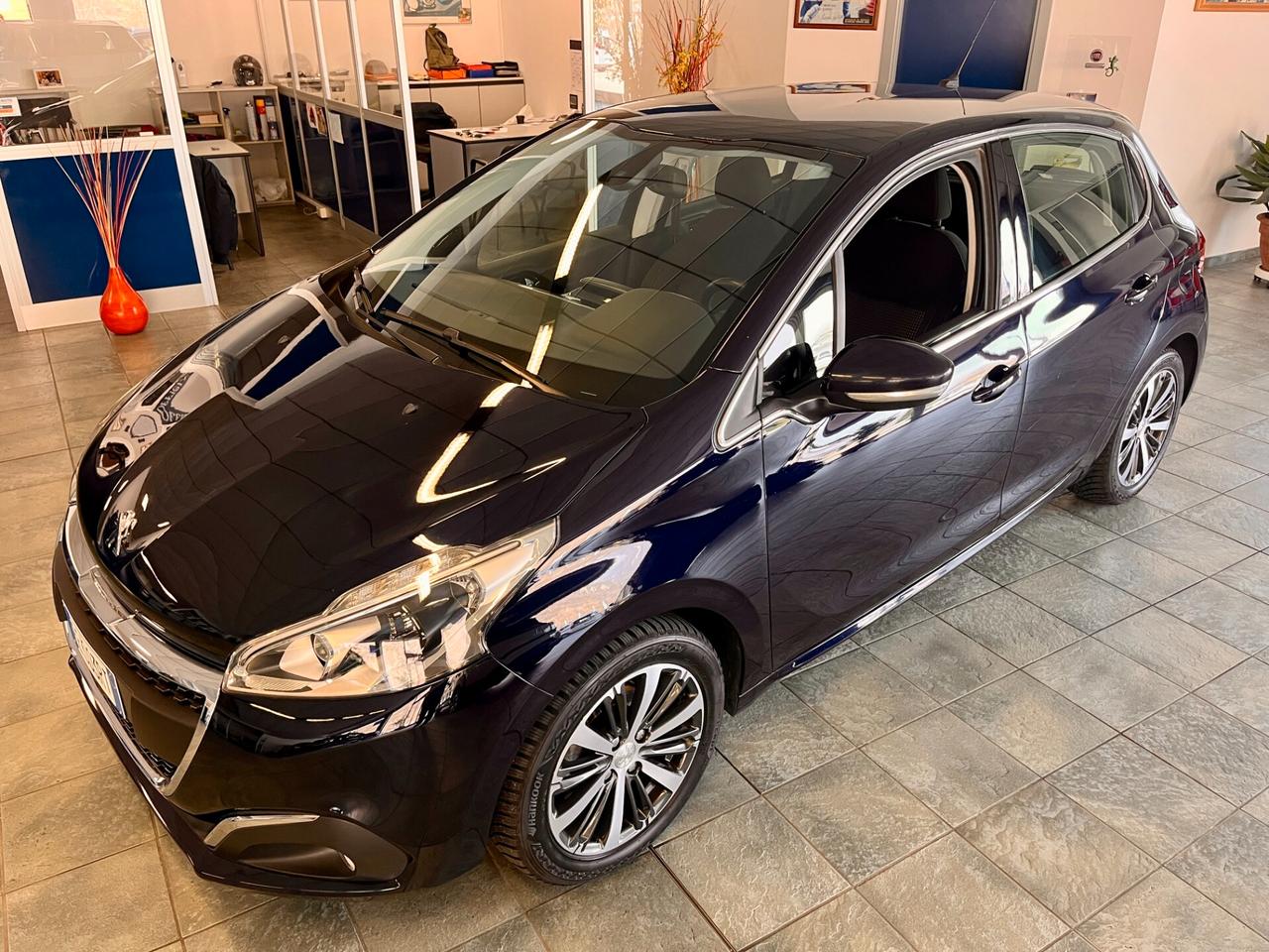 Peugeot 208 1.2 82cv 5 porte Allure