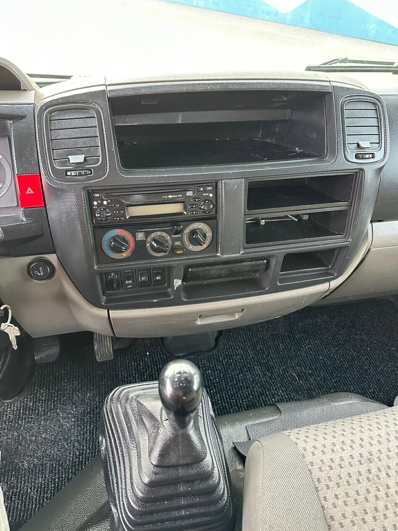 Nissan Cabstar 7 posti 3.0 diesel