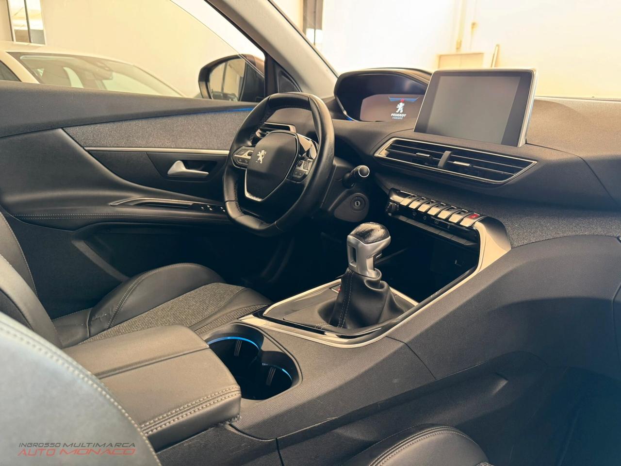 Peugeot 3008 BlueHDi 1.5 130cv Allure - 2020