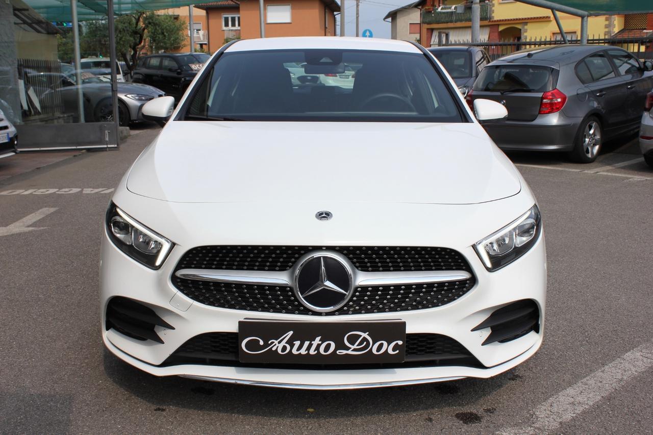 MERCEDES-BENZ A 180 AUTOMATIC BUSINESS AMG 7G-DCT TELECAMERA - NAVY