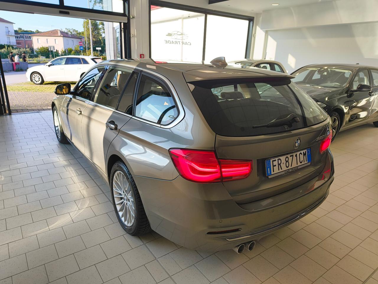 Bmw 320d xDrive Touring Luxury 190cv LED