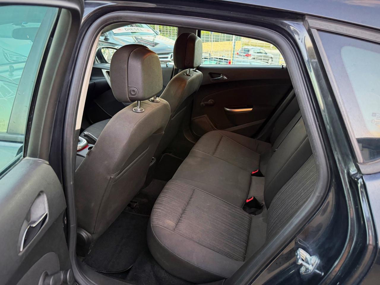 Opel Astra 1.7 CDTI 110CV 5 porte Cosmo Garanzia 12 Mesi