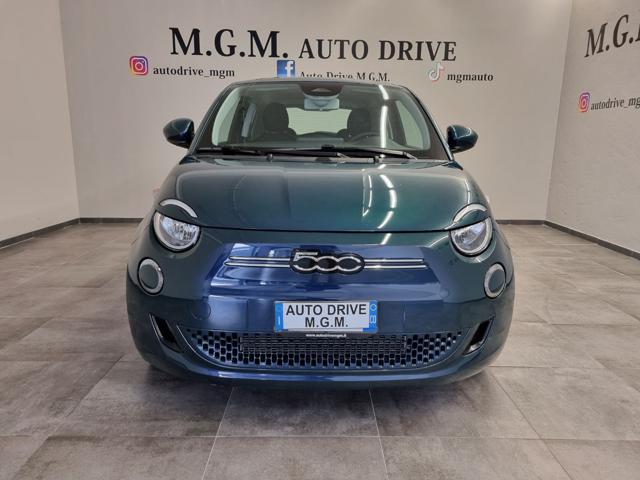 FIAT 500e 3+1 42 kWh La Prima