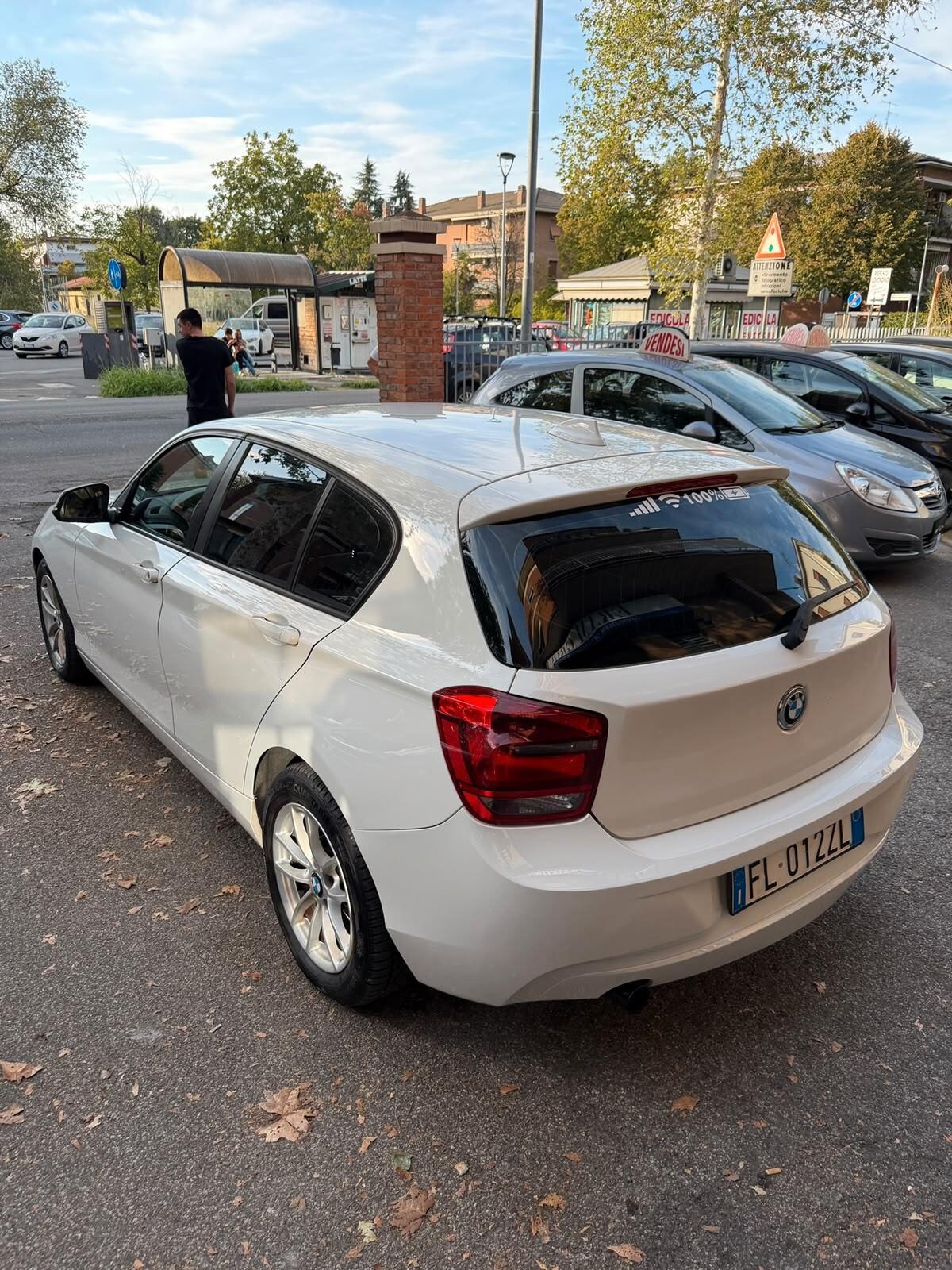 Bmw 116 116d 5p. Efficient Dynamics Urban