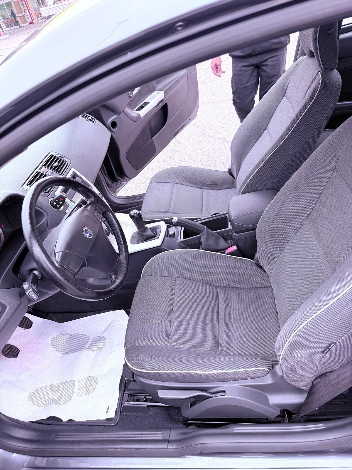 Volvo C30 1.6 benzina Ok neopatentati