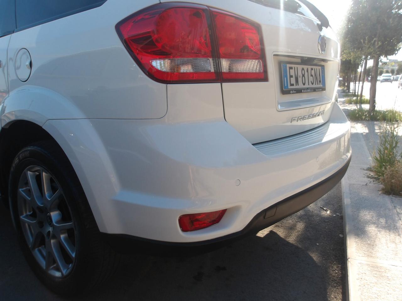 FIAT FREEMONT 2.0 TDI-RETROC-NAVI-2014