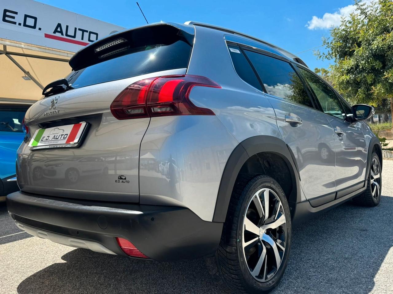 PEUGEOT 2008 EAT6 1.6DIESEL 120CV FULL OPTIONAL PARI AL NUOVO