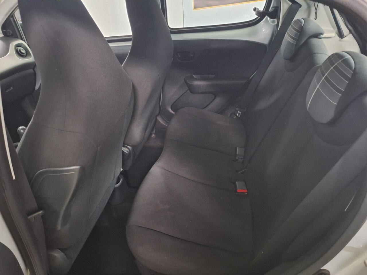 Peugeot 108 PureTech 82 5 porte Roland Garros TOP!