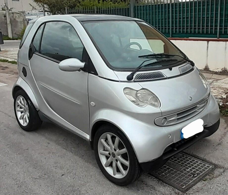 Smart ForTwo 700 coupé pure (37 kW)